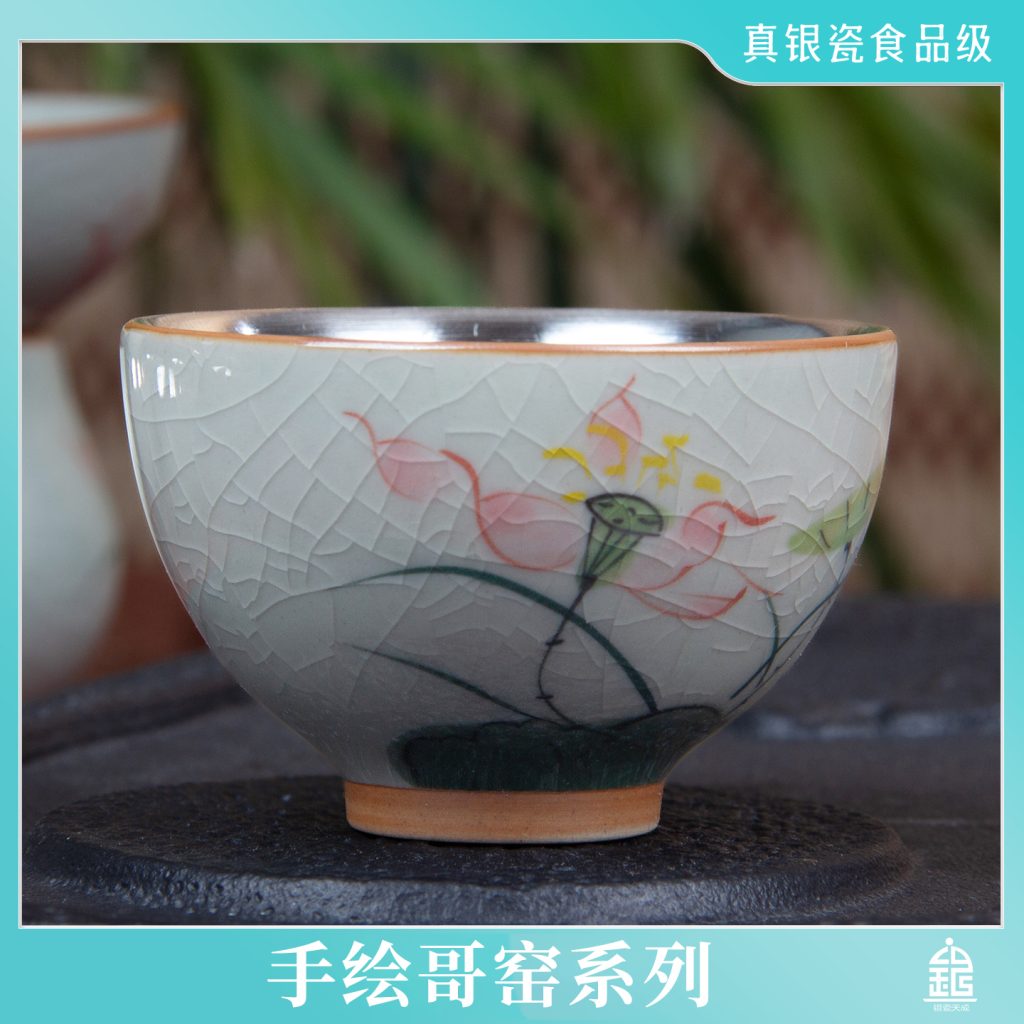 手绘荷韵侧把壶,手绘荷韵盖碗,手绘柿子侧把壶,手绘柿子盖碗,食品级真银瓷,茶叶罐,银瓷,银瓷天成,银瓷餐具,银瓷酒具,银瓷茶具,金银泰,擦银布,银器清洁棉,国瓷,永丰源